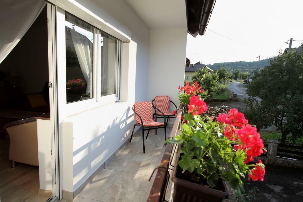 Apartmán Apartman Ana Otočac Exteriér fotografie