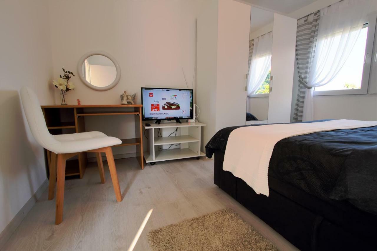 Apartmán Apartman Ana Otočac Exteriér fotografie