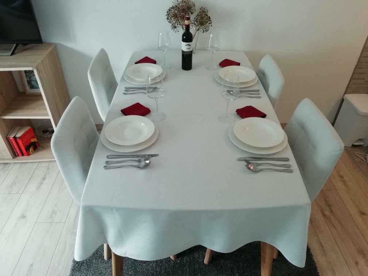 Apartmán Apartman Ana Otočac Exteriér fotografie